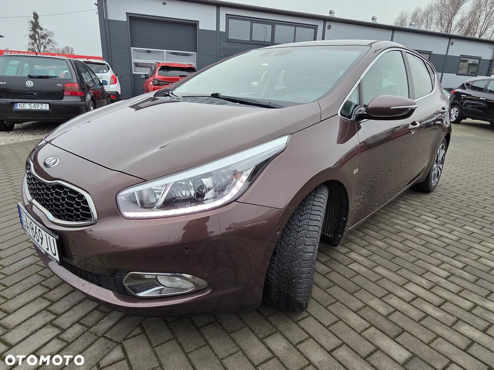 Kia Ceed 1.6 GDI DCT Platinum Edition - 3