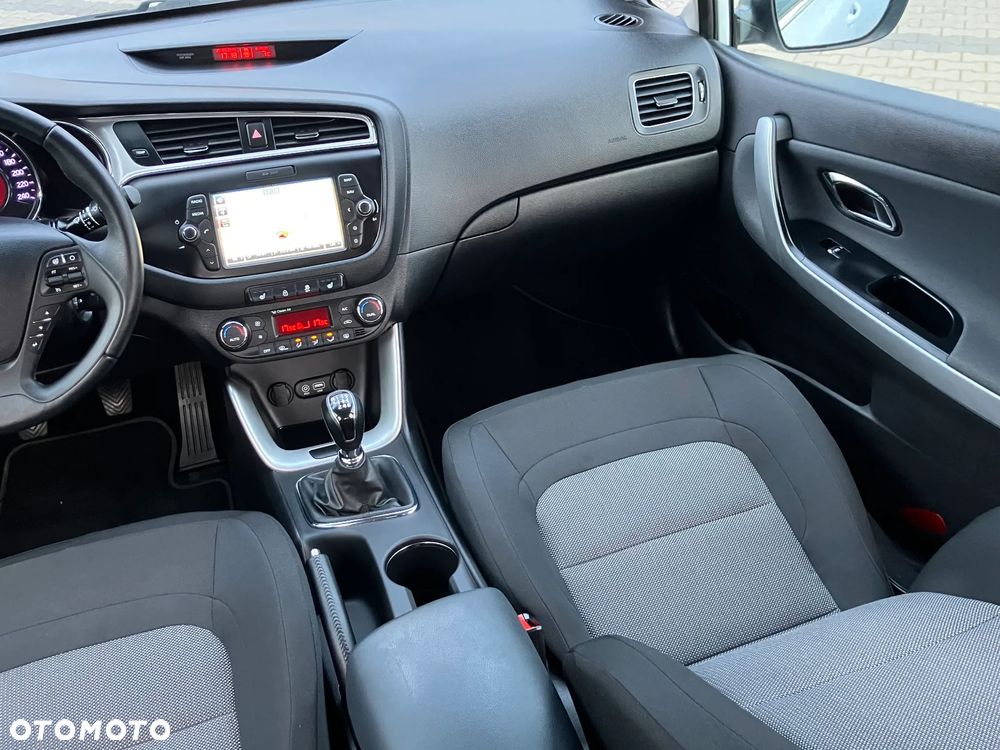 Kia Ceed 1.6 CRDi GT Line - 35