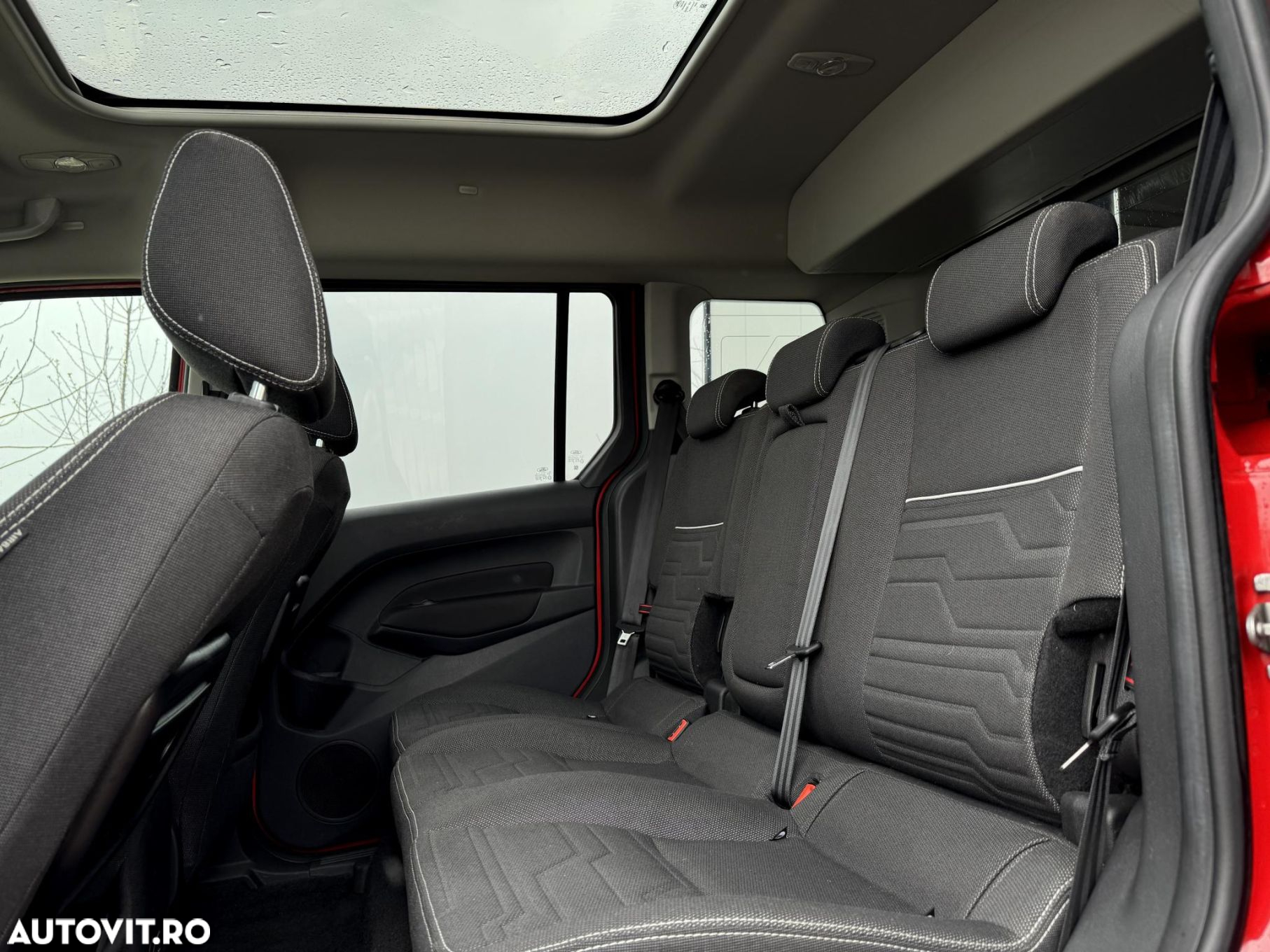 Ford Tourneo Connect 1.0 EcoBoost Start-Stop Titanium - 17