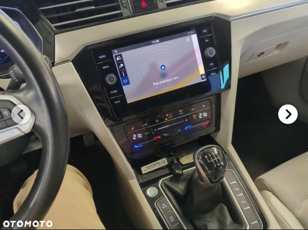 Volkswagen Passat 2.0 TDI EVO Elegance - 6