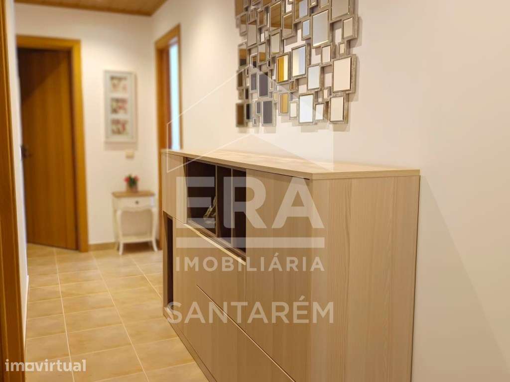 Apartamento T3 Mobilado com Garagem - Grande imagem: 4/13
