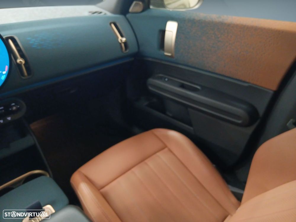 MINI Countryman E Classic L - 18