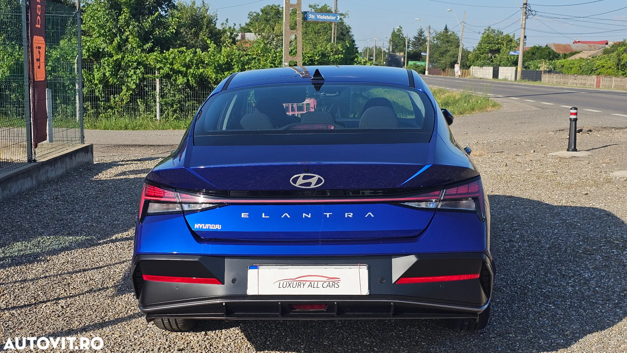 Hyundai Elantra 1.6 l 123 CP CVT Highway - 4