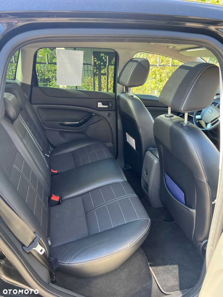 Ford Kuga 2.0 TDCi 4WD Titanium - 9