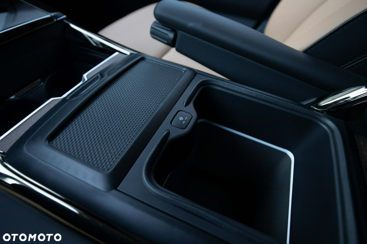 Land Rover Range Rover Sport - 30