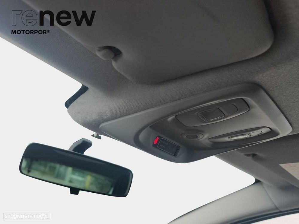 Renault Clio 0.9 TCe Limited - 25