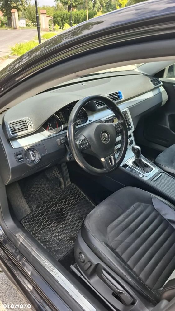 Volkswagen Passat 2.0 TDI Highline DSG - 5