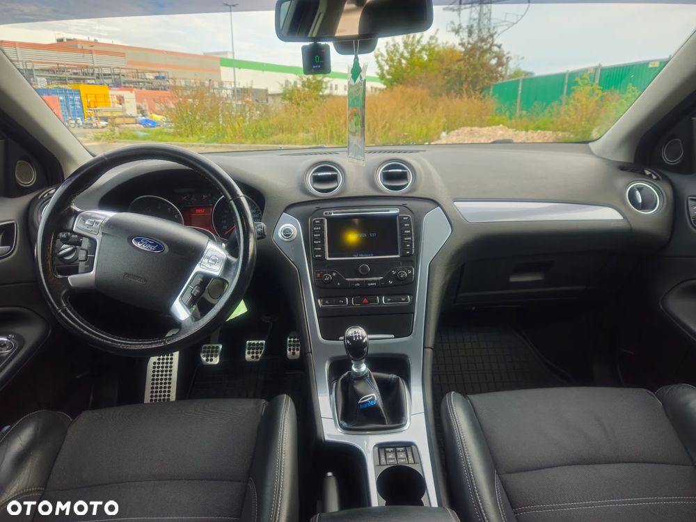 Ford Mondeo - 11