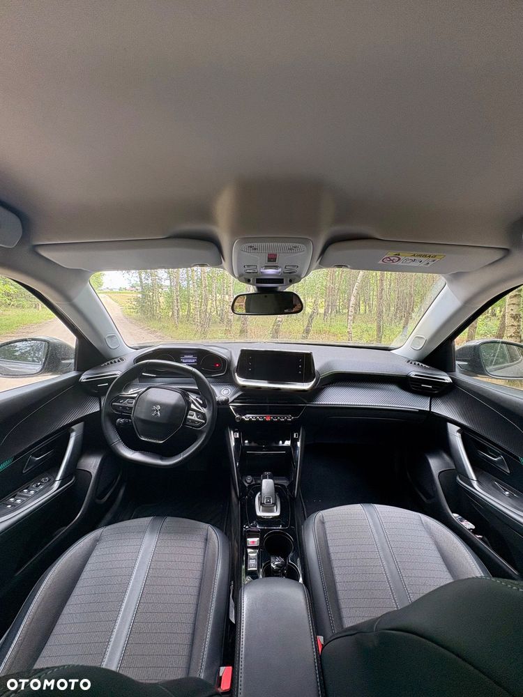 Peugeot 2008 1.5 BlueHDi Allure S&S EAT8 - 10