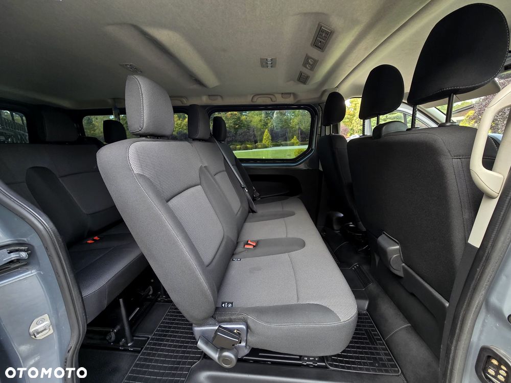 Renault Trafic - 25