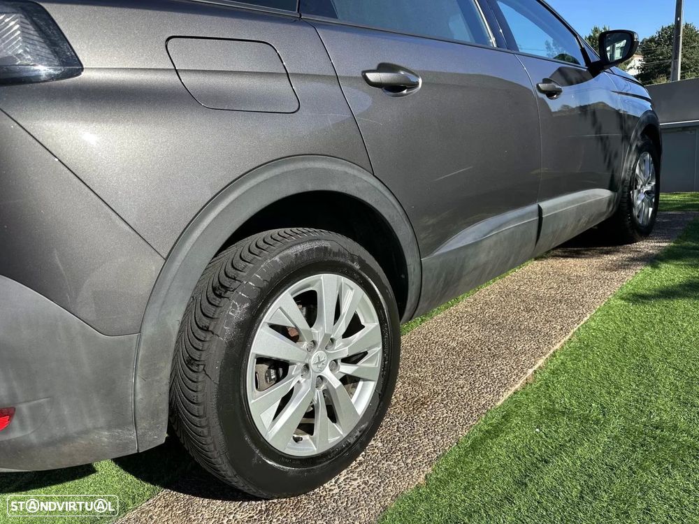 Peugeot 5008 1.2 PureTech Allure Pack EAT8 - 23