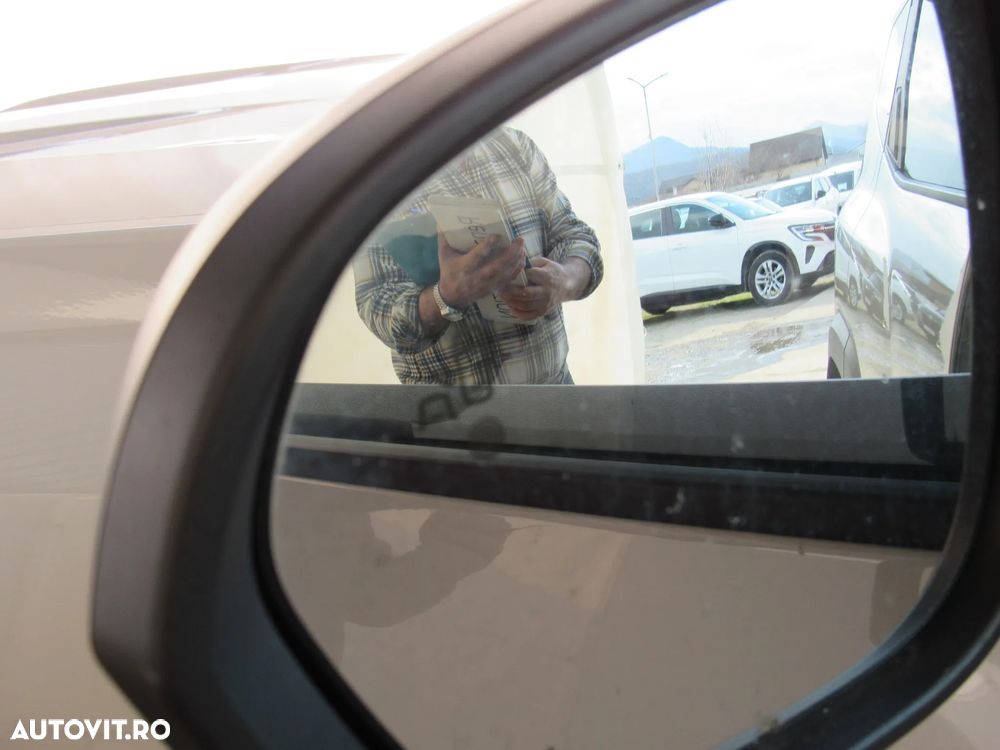 Dacia Duster 140 Journey - 30