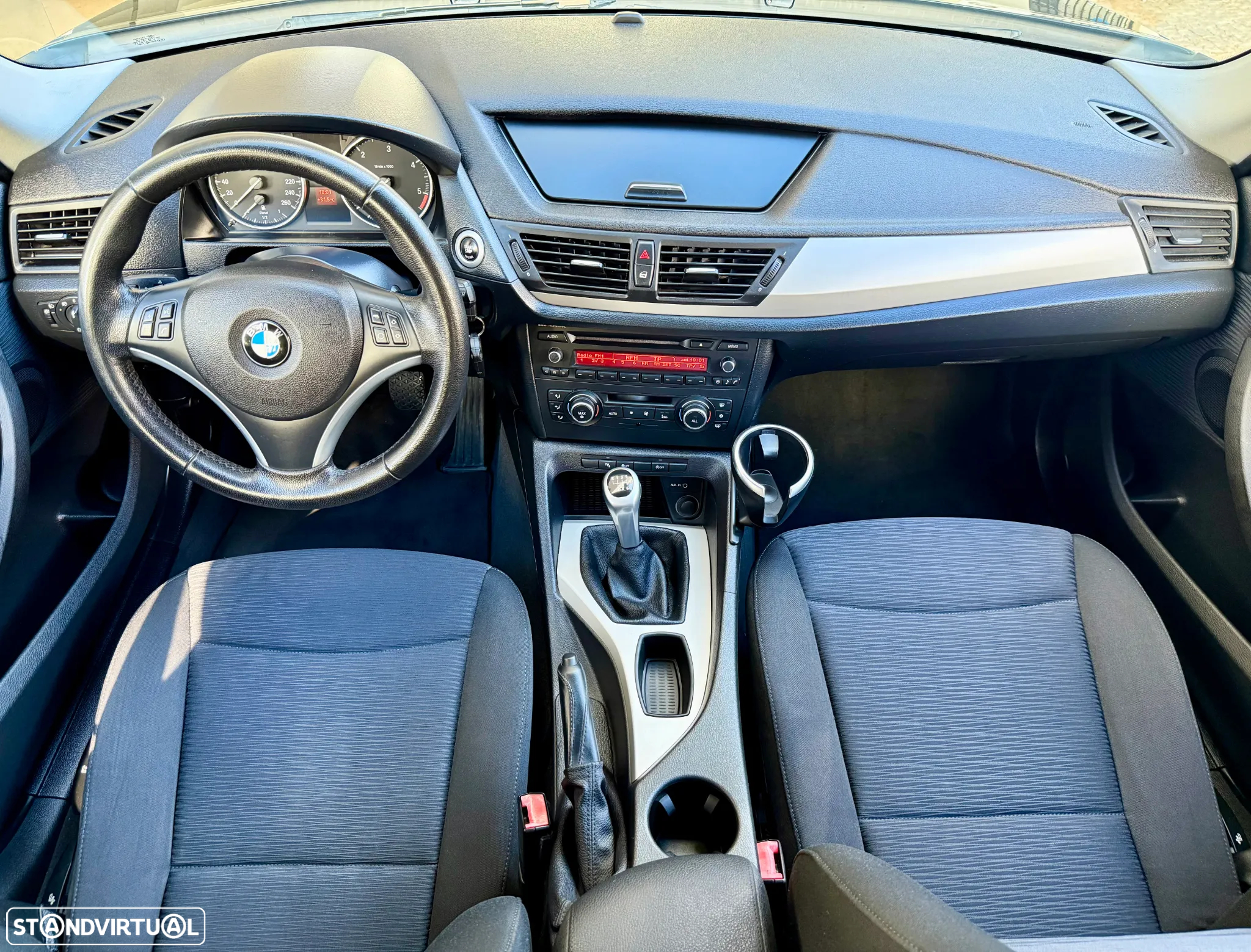 BMW X1 20 d sDrive EDynamics xLine - 11