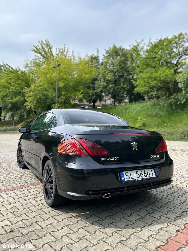 Peugeot 307 CC - 2