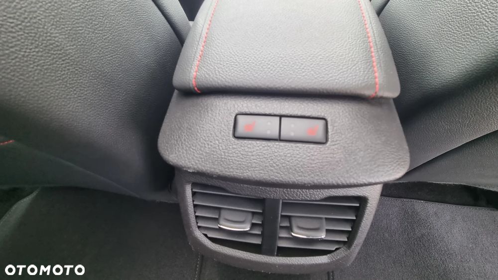 Ford Mondeo 2.0 EcoBoost ST-Line X - 21