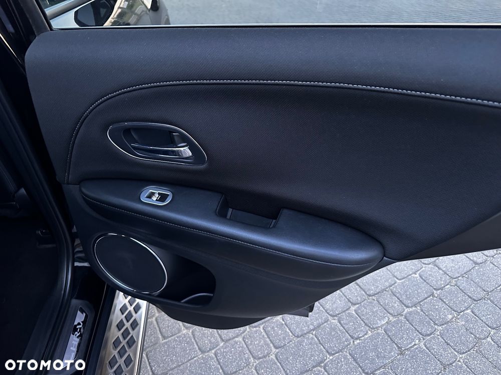Honda HR-V 1.5 i-VTEC CVT Executive - 19