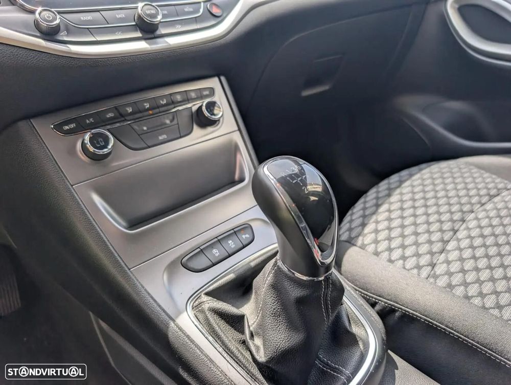 Opel Astra 1.6 CDTI Ecotec Innovation S/S - 11