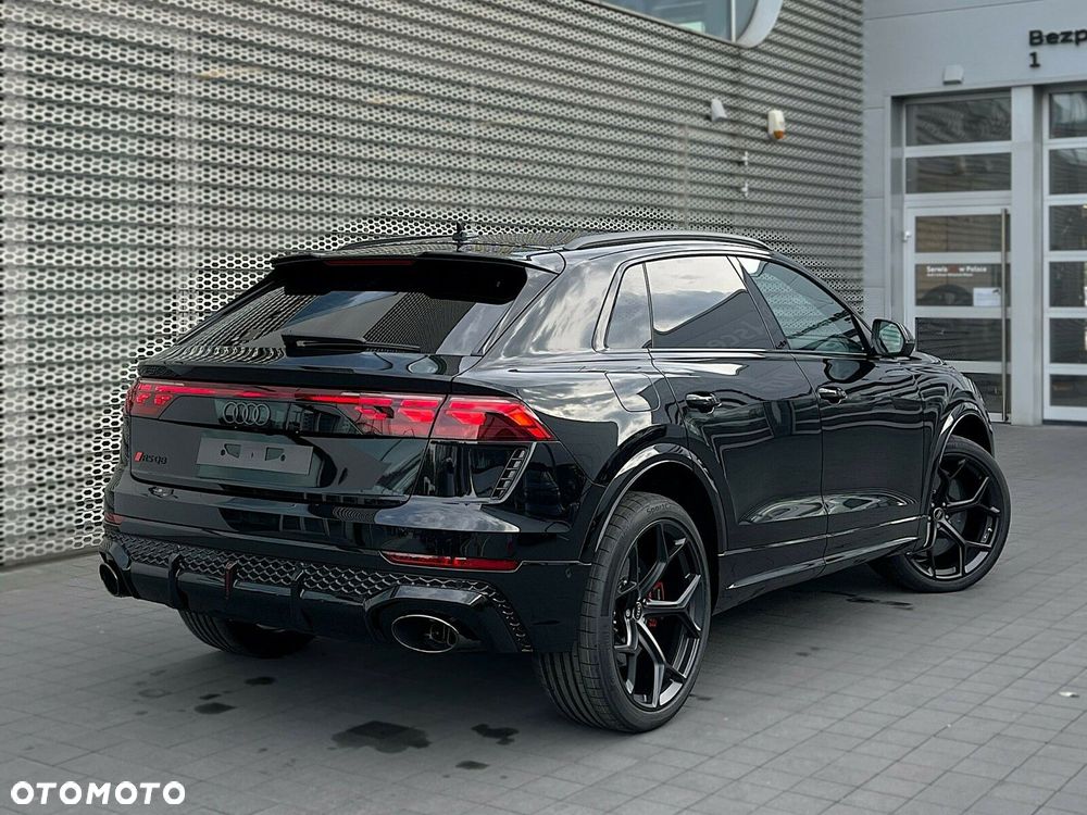 Audi RS Q8 - 13
