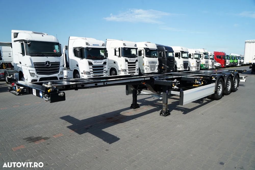 Krone KRONE / SEMIREMORCĂ CONTAINER / PUȚIN UTILIZAT / UNIVERSAL / 2023 / SPATE EXTENSIBIL / PENTRU TOATE CONTAINERELE / AXE RIDICABILE / AXE KRONE - 3