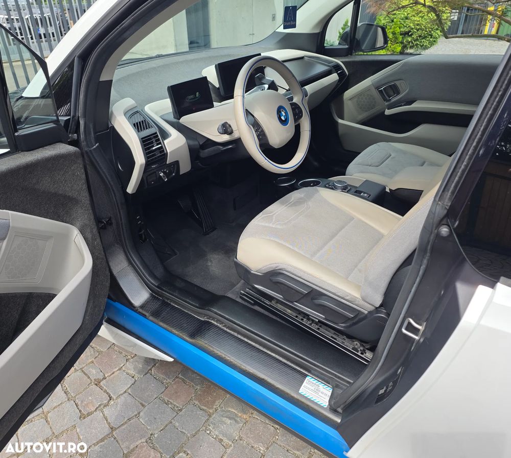 BMW i3 - 7