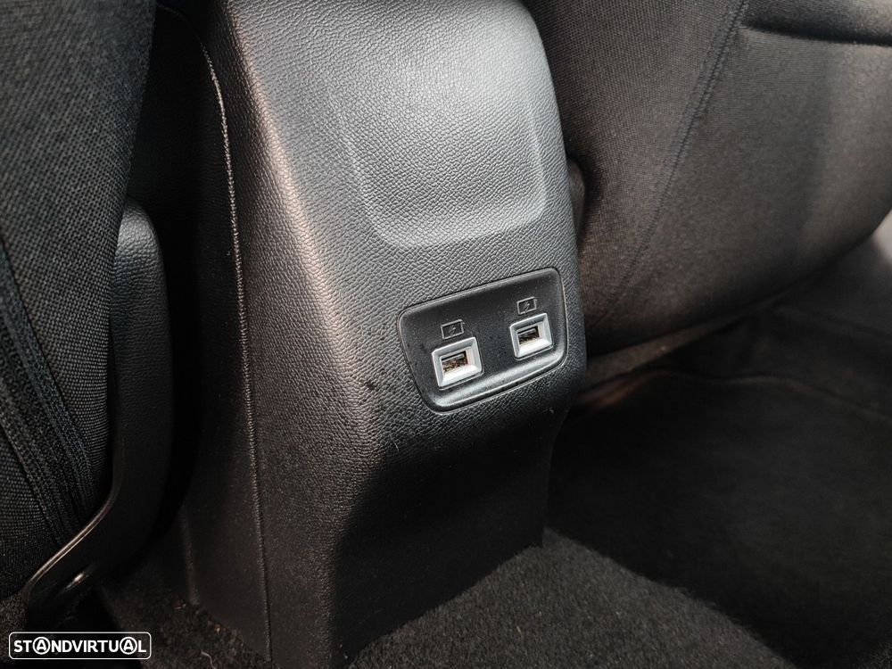 Peugeot e-208 50 kWh Active - 12