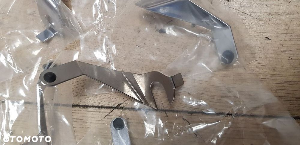 Blacha podtrzymująca przewód wtyczkę MCS 517774 Harley Davidson 70-99 Big Twin - 5