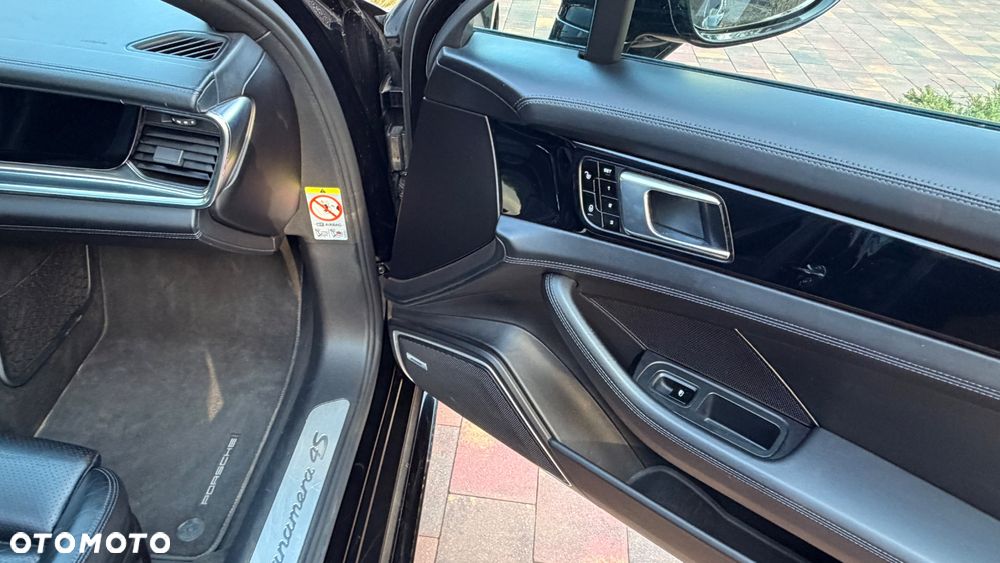 Porsche Panamera 4S Diesel - 22