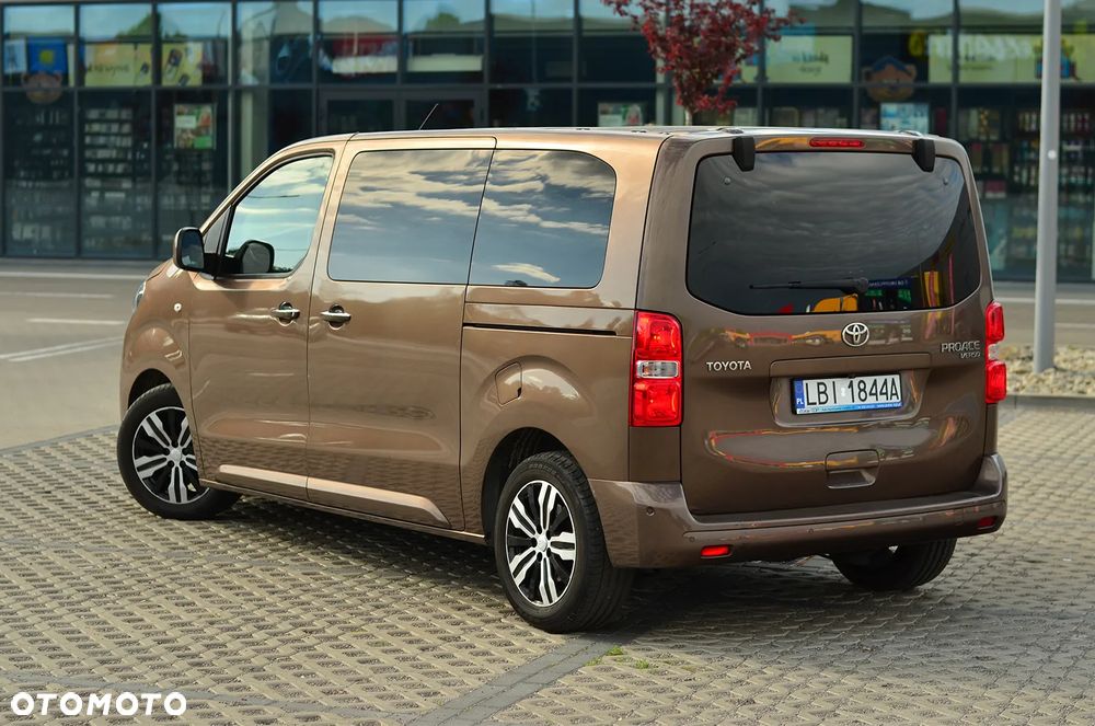 Toyota Proace Verso 1,5-l-D-4D L1 (8-Si.) Family - 4