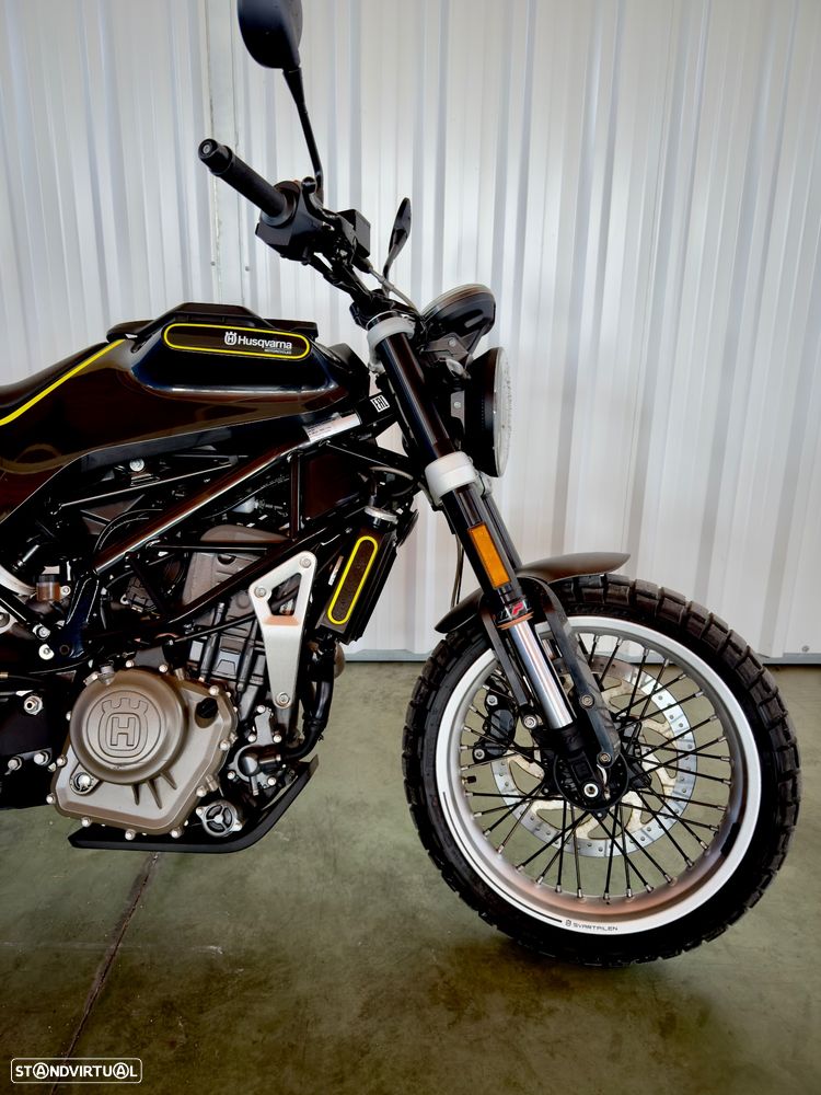 Husqvarna Svartpilen 401 - 2