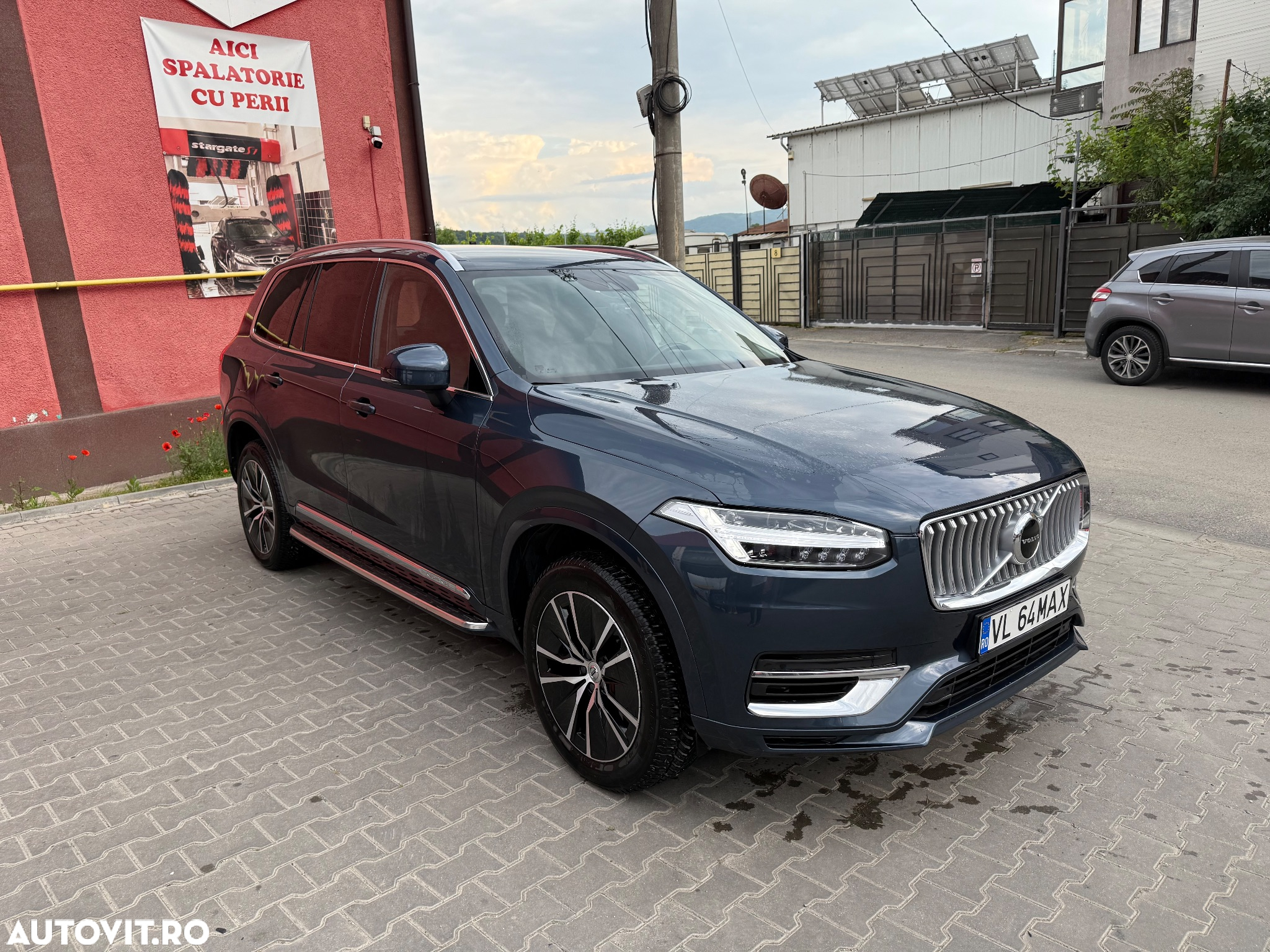 Volvo XC 90 AWD T8 Twin Engine Geartronic RDesign - 34