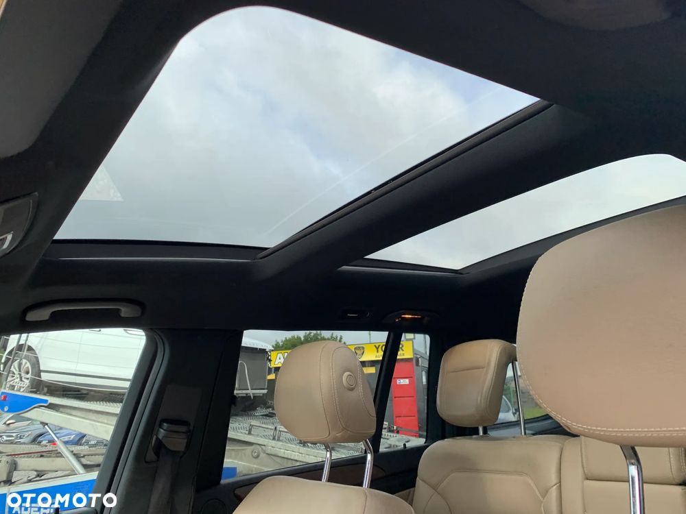 Mercedes-Benz GL 350 BlueTec 4-Matic - 22