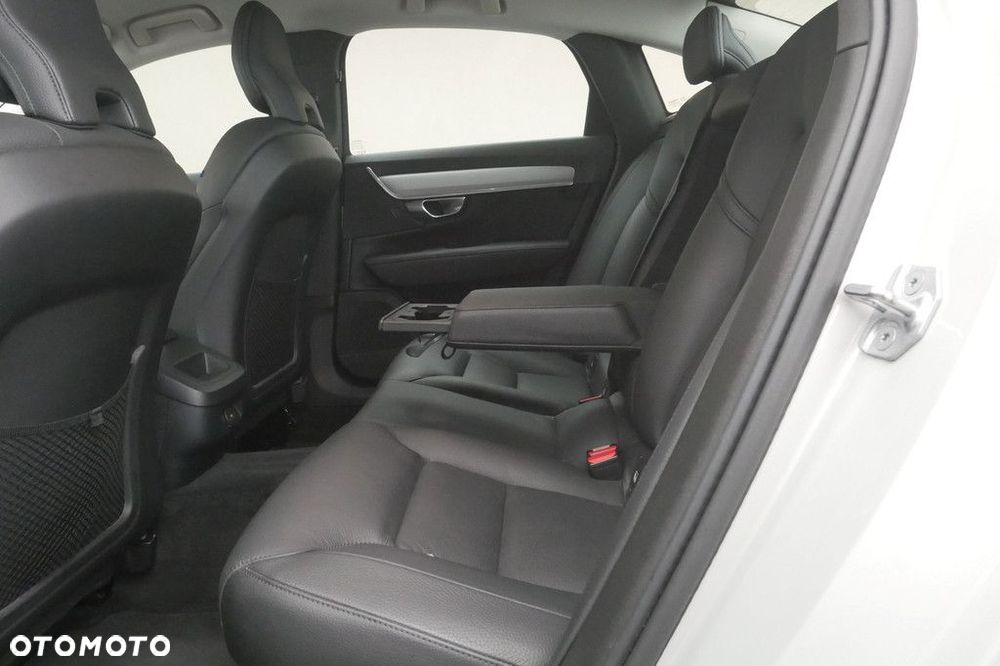 Volvo S90 - 15