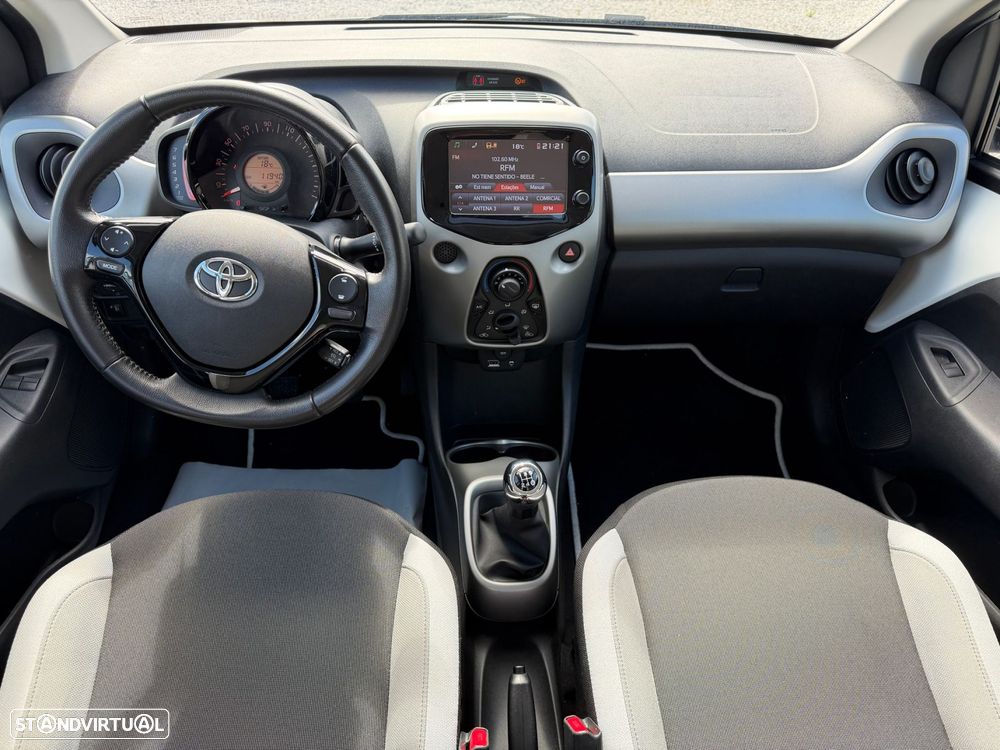 Toyota Aygo 1.0 X-Play+AC+X-Touch - 7