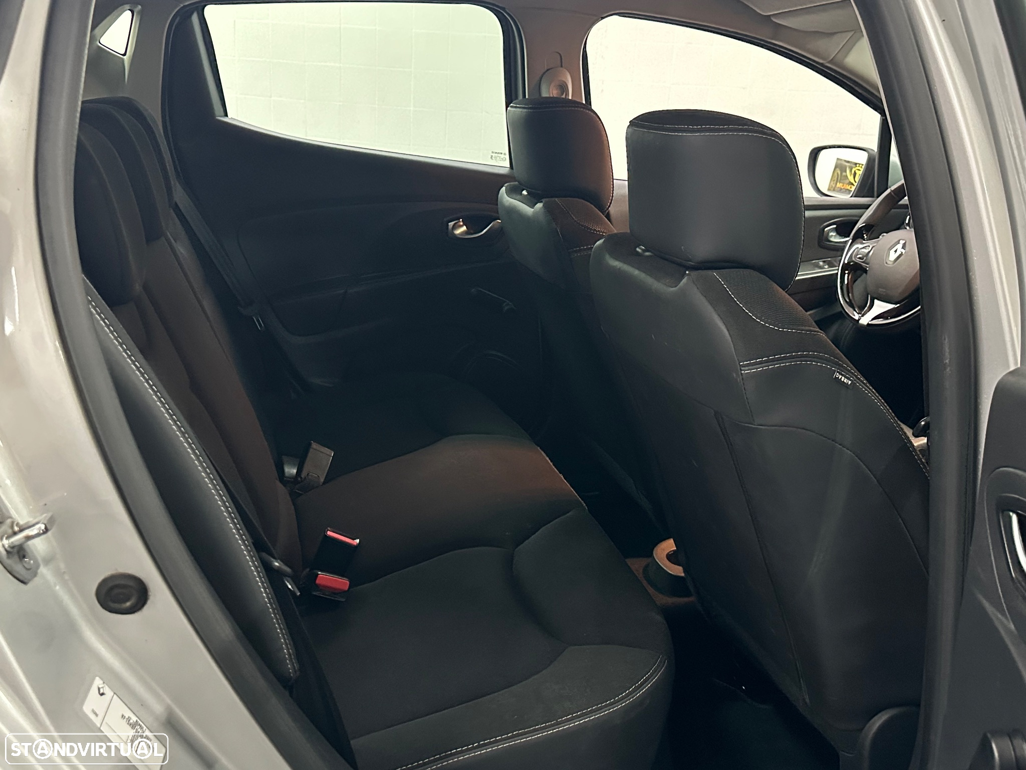 Renault Clio 1.5 dCi Dynamique S - 7
