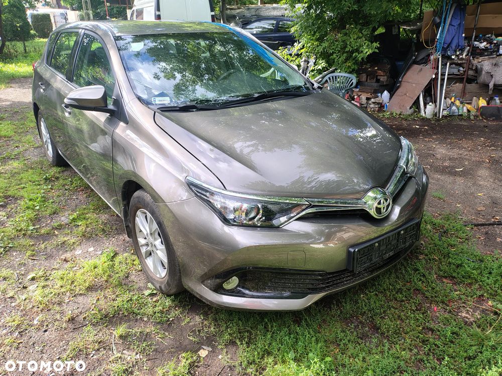 Toyota Auris 1.33 VVT-i Life - 3