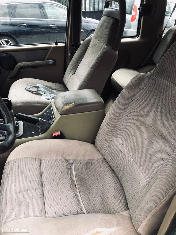 Land Rover Discovery 2.5 TDi - 16