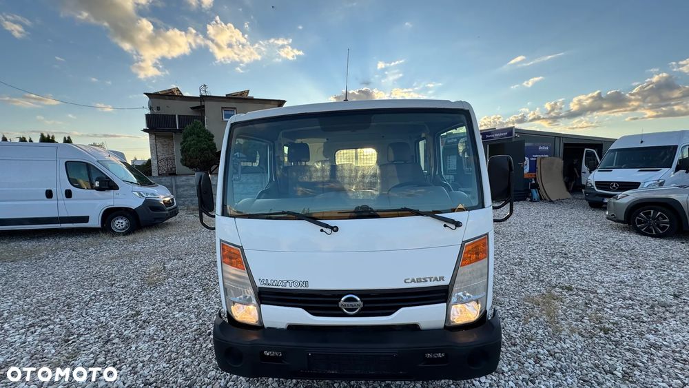 Nissan Cabstar - 4