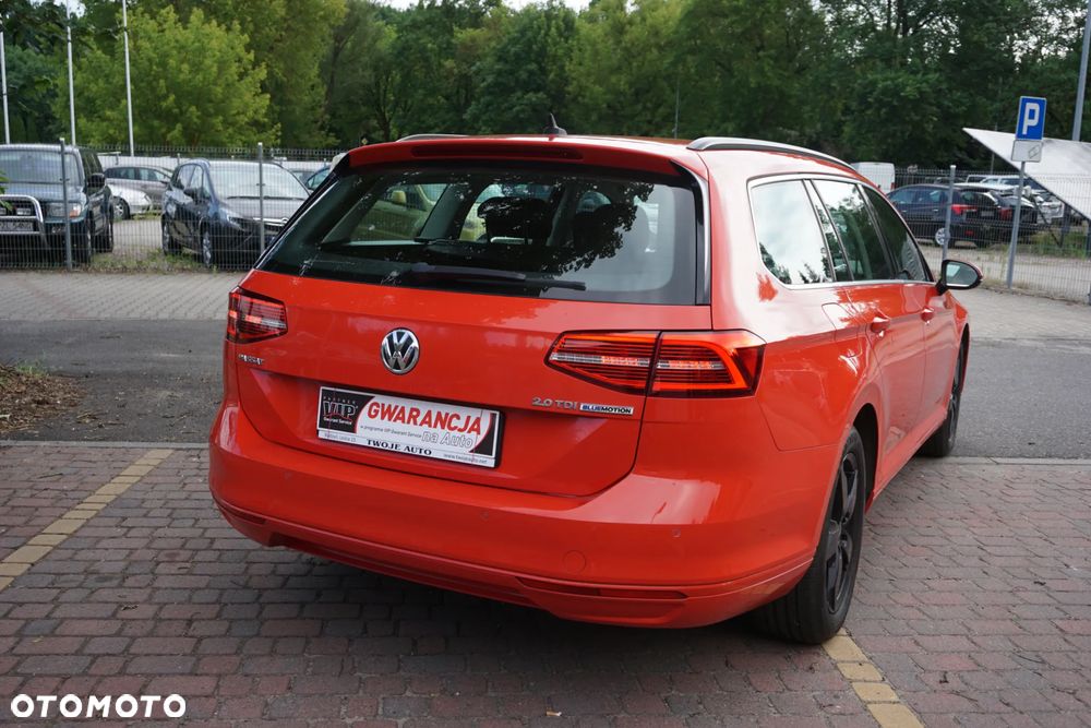 Volkswagen Passat 2.0 TDI BMT Trendline - 3