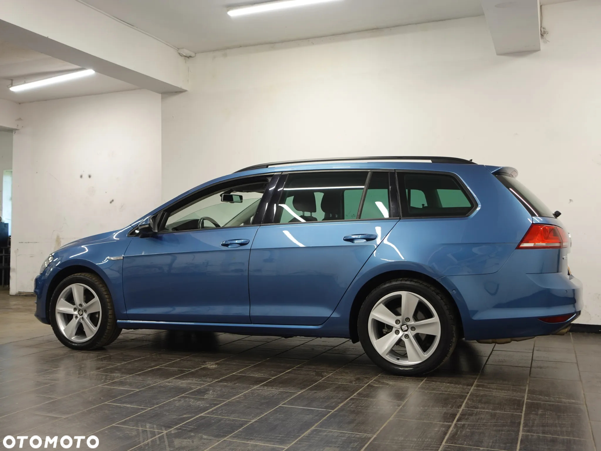 Volkswagen Golf 1.6 TDI 4Motion BlueMotion Technology Cup - 6