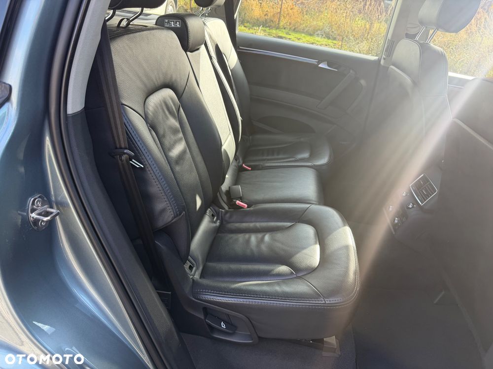 Audi Q7 - 12