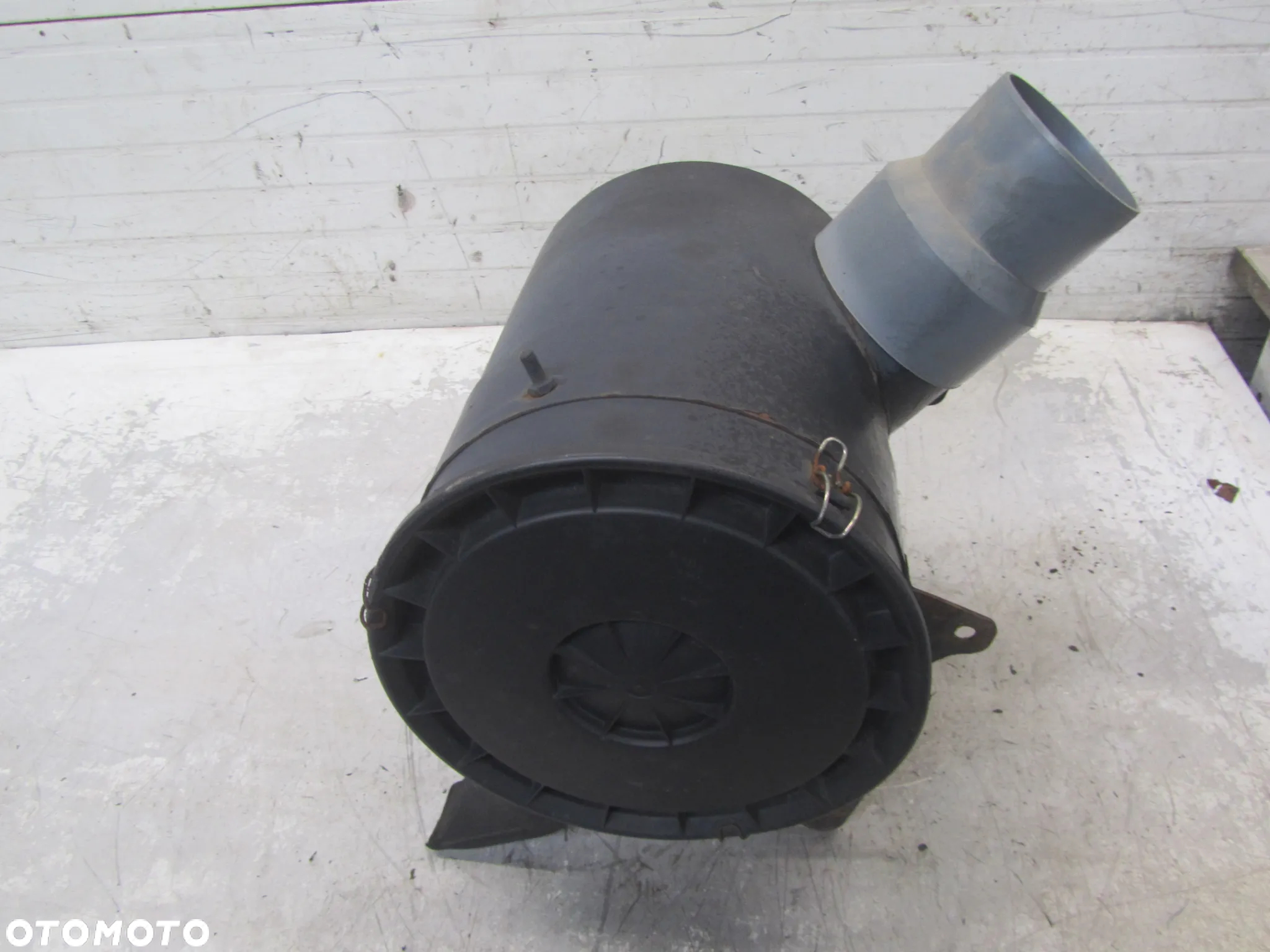 DAF LF 5 55 EURO 4 obudowa filtra powietrza - 2
