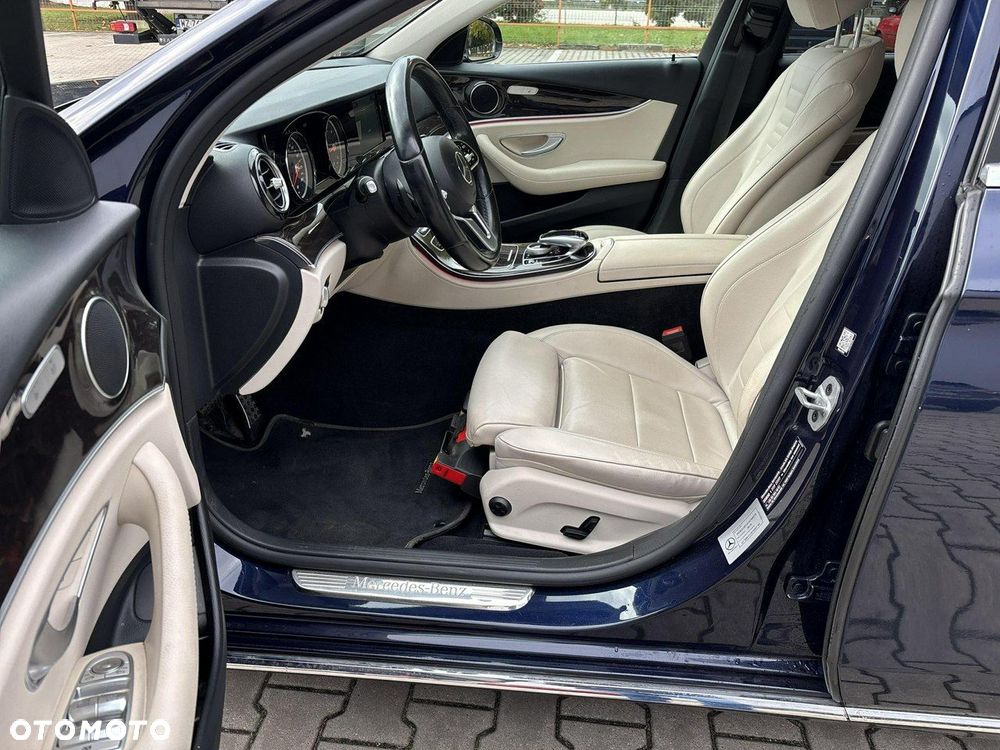 Mercedes-Benz Klasa E 200 d Business Edition 9G-TRONIC - 11