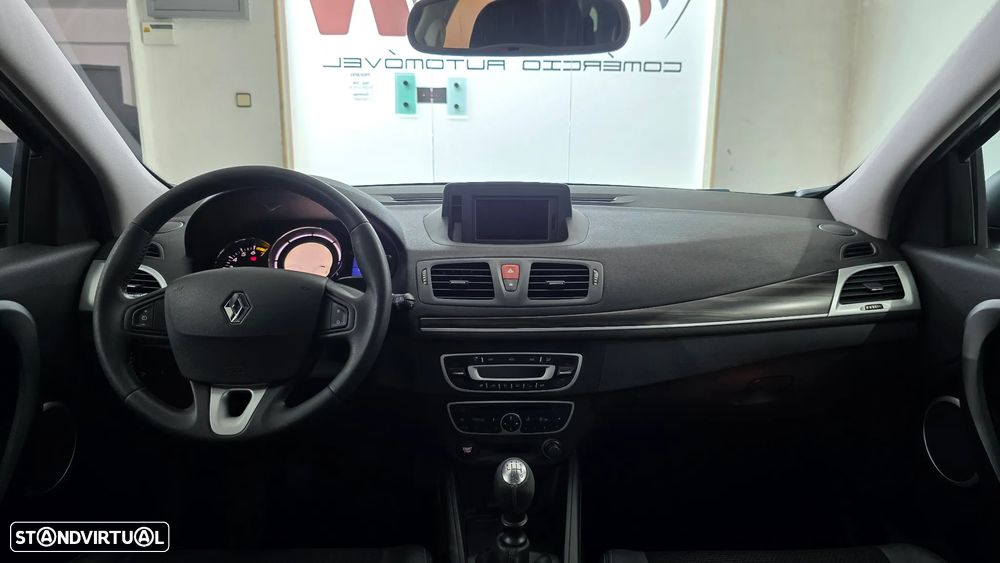 Renault Mégane Sport Tourer 1.4 TCE Dynamique S - 16