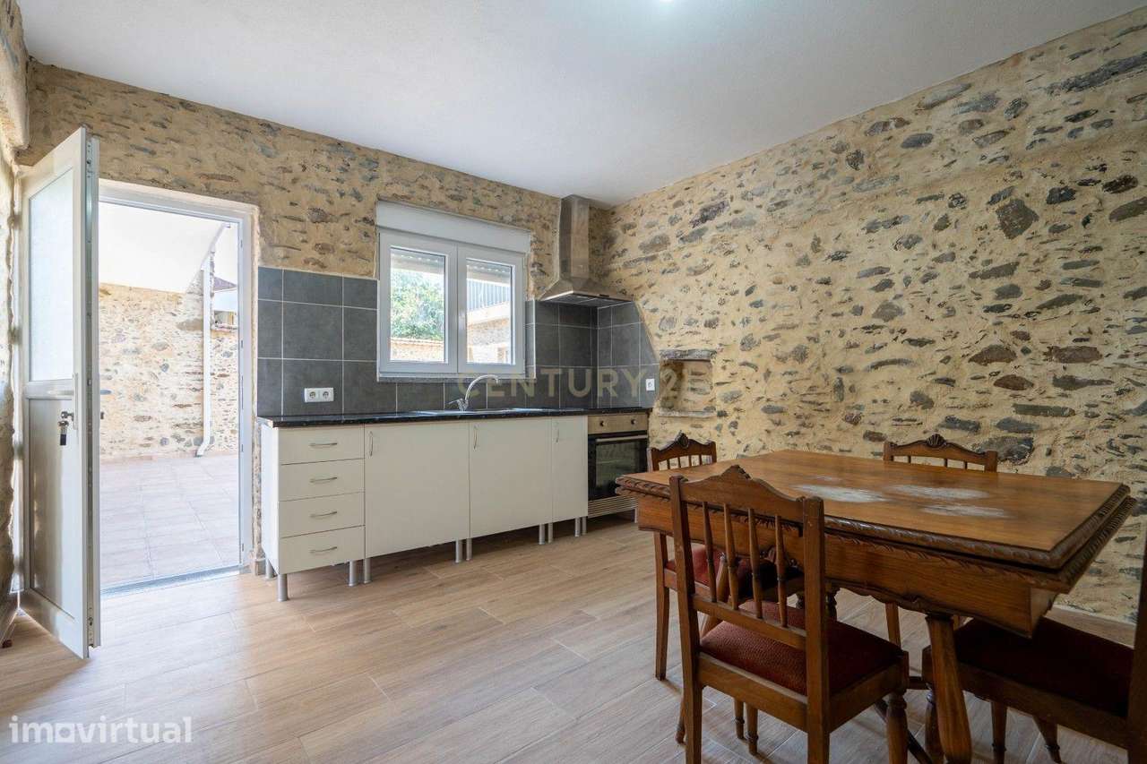 Casa Renovada em Lousã - Oportunidade Única! - Grande imagem: 4/60