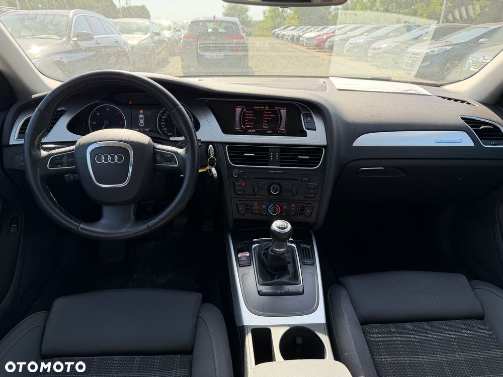 Audi A4 Limousine 2.0 TDI DPF quattro Attraction - 26