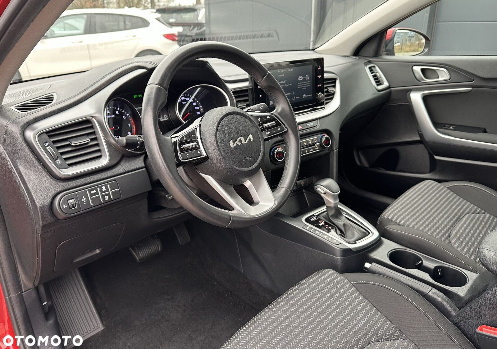 Kia Ceed - 7