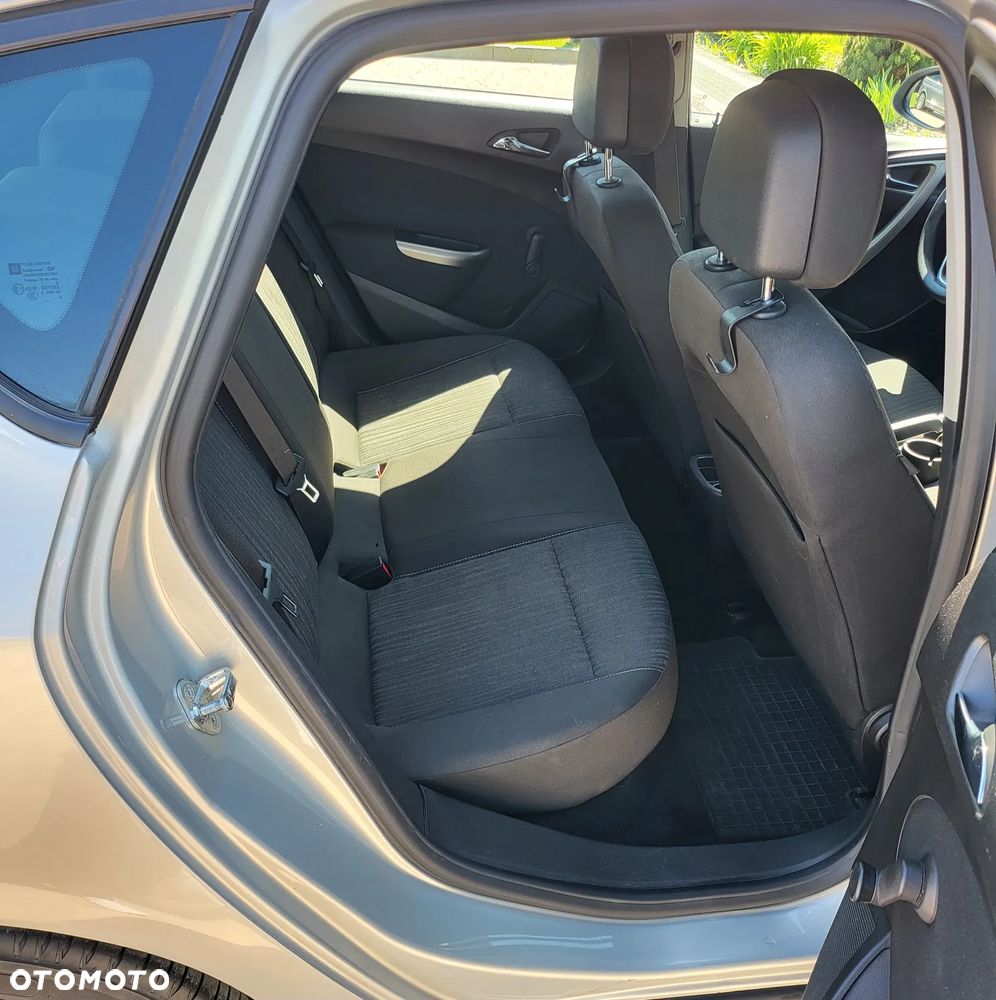 Opel Astra 1.6 Style - 19