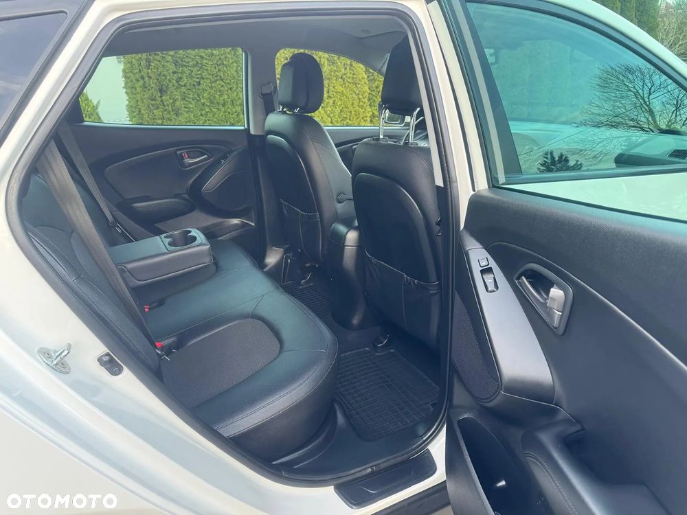 Hyundai ix35 - 12