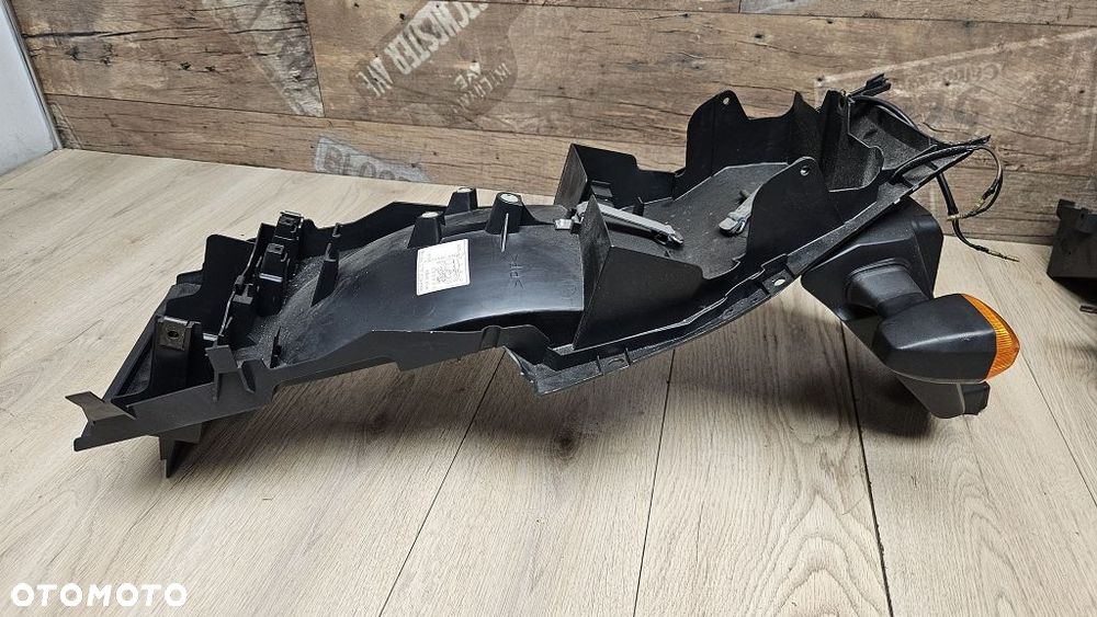 Nadkole Tył Błotnik Kierunkowskazy Yamaha FZS 1000 Fazer RN06 - 2