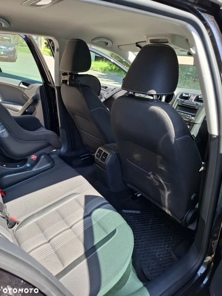 Volkswagen Golf 1.4 TSI MATCH - 19